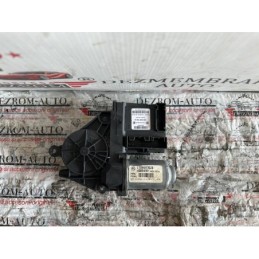 Motoras macara dreapta fata...