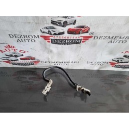 Borna baterie (-)...