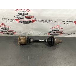 Planetara fata stanga...