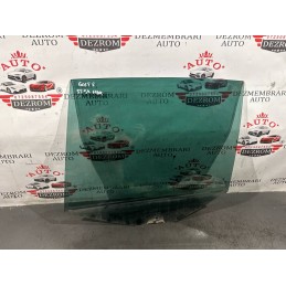 Geam stanga spate...