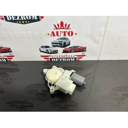 Motoras macara geam dreapta...