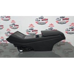 Consola centrala cu cotiera...