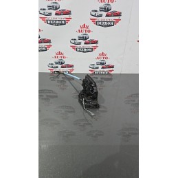 Broasca usa stanga fata...